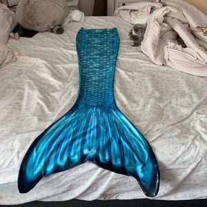 Mermaid tail blue!!